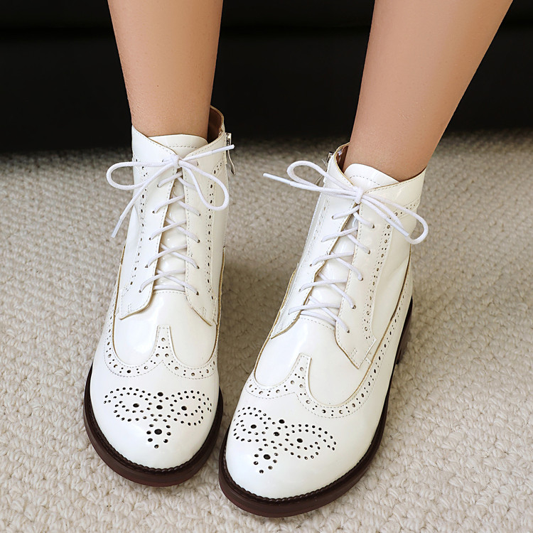 Fashion Platform Shoes Spring 2025 Patent Leather Round Toe Mid Heel