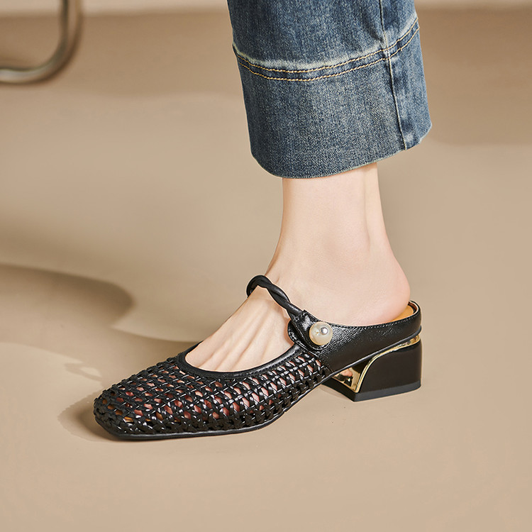 Women's Black Leather Closed-Toe Slippers with Metal Detail and Chunky Mid Heel - Image 4