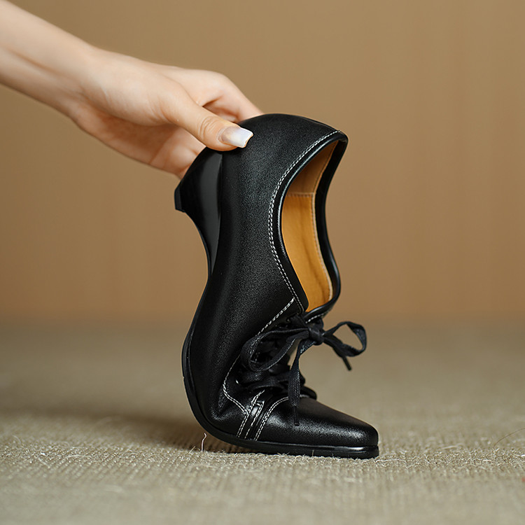 Women's Black Leather Loafers with Lace-Up and Chunky Mid Heel - Image 3