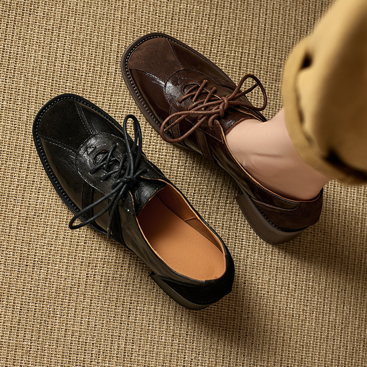 Women's Leather Loafers with Lace-Up and Chunky Heel