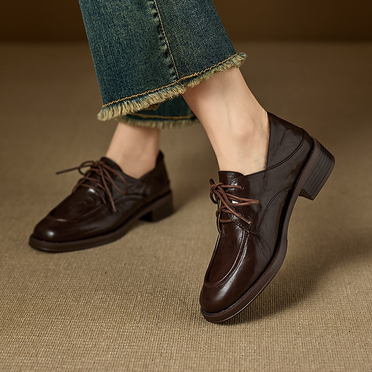 Women's Leather Loafers with Lace-Up and Chunky Heel - Dark Brown or Black